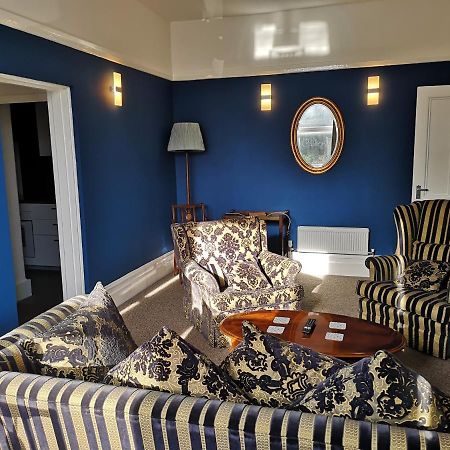 2 Bedroom Apartment At Kent Escapes Short Lets & Serviced Accommodation Kent, Bouverie Escape Folkestone With Wifi Exteriér fotografie