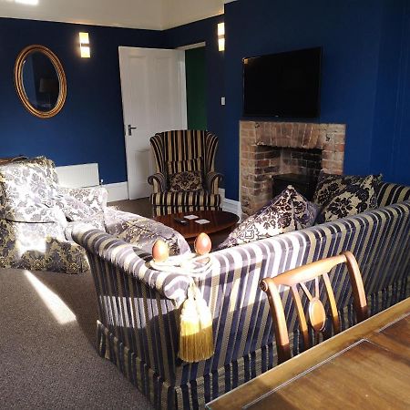 2 Bedroom Apartment At Kent Escapes Short Lets & Serviced Accommodation Kent, Bouverie Escape Folkestone With Wifi Exteriér fotografie